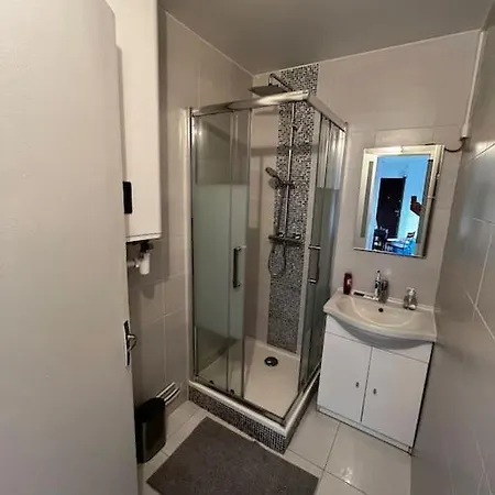 Apartment Bel De 2 Pieces Montreuil (Seine-Saint-Denis)